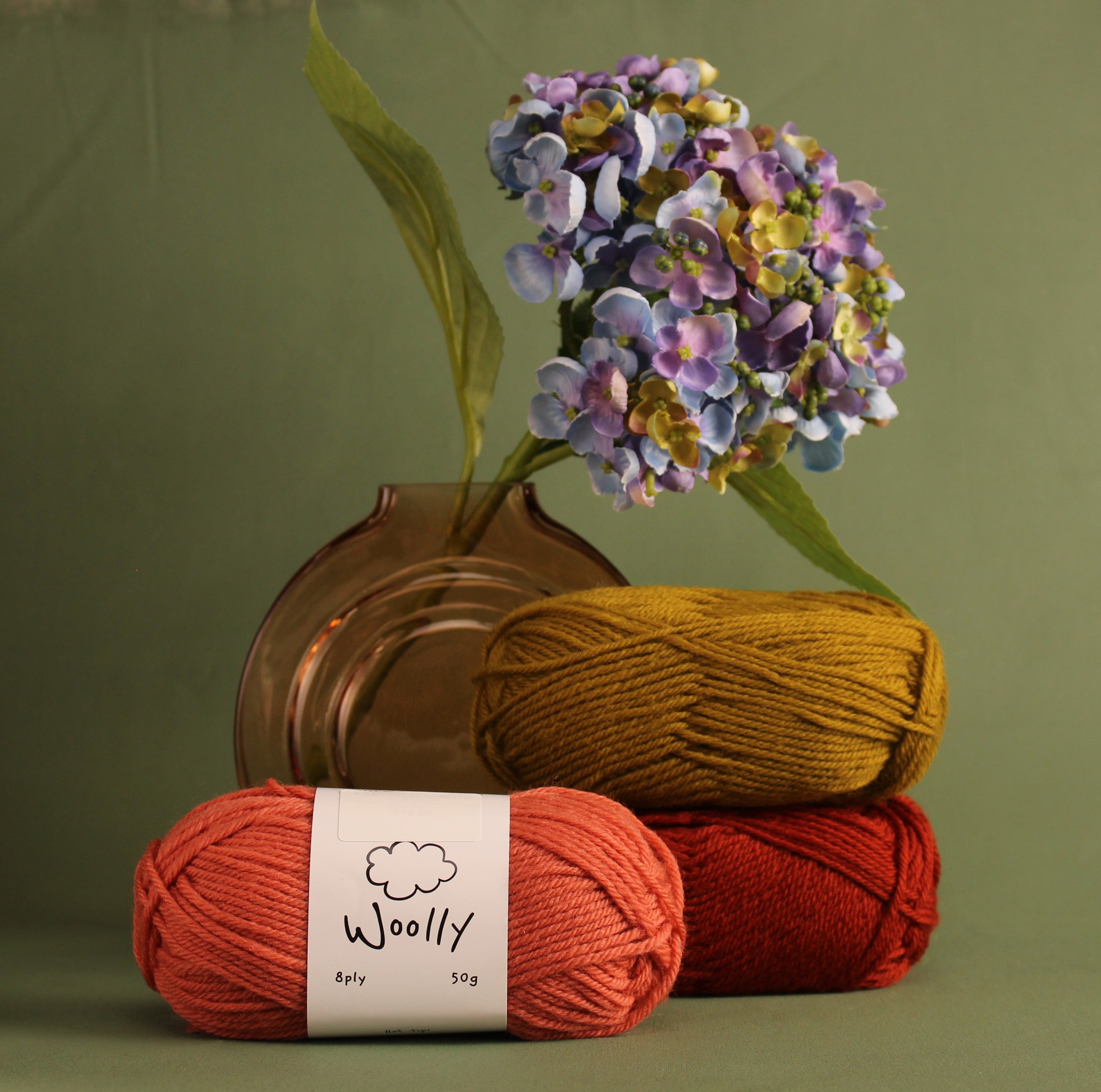Woolly Yarns Woolly 8ply – 8ply weight wool yarn