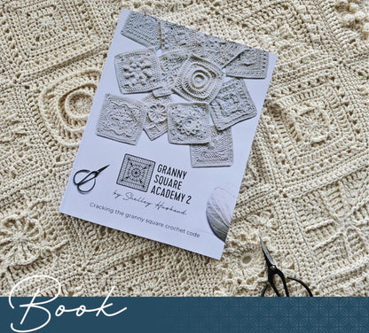 Granny Square Academy 2 – crochet pattern book