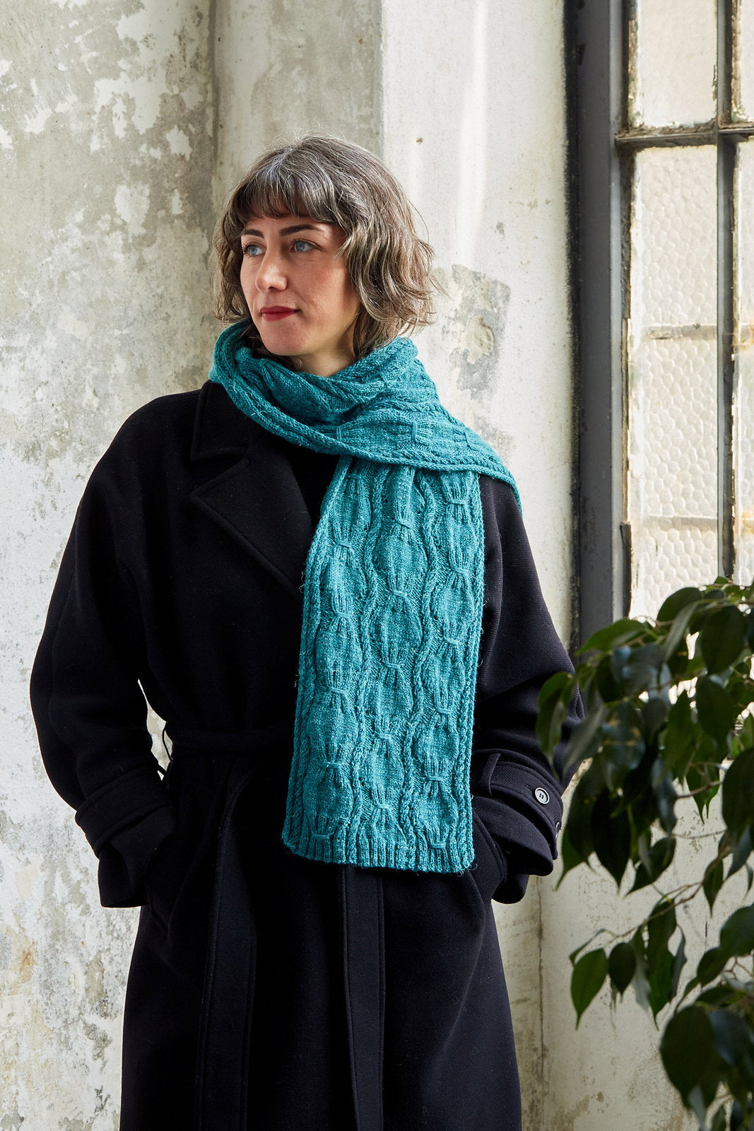 Sarma scarf by Catherine Salter Bayar, knitted in Urth Yarns Trill